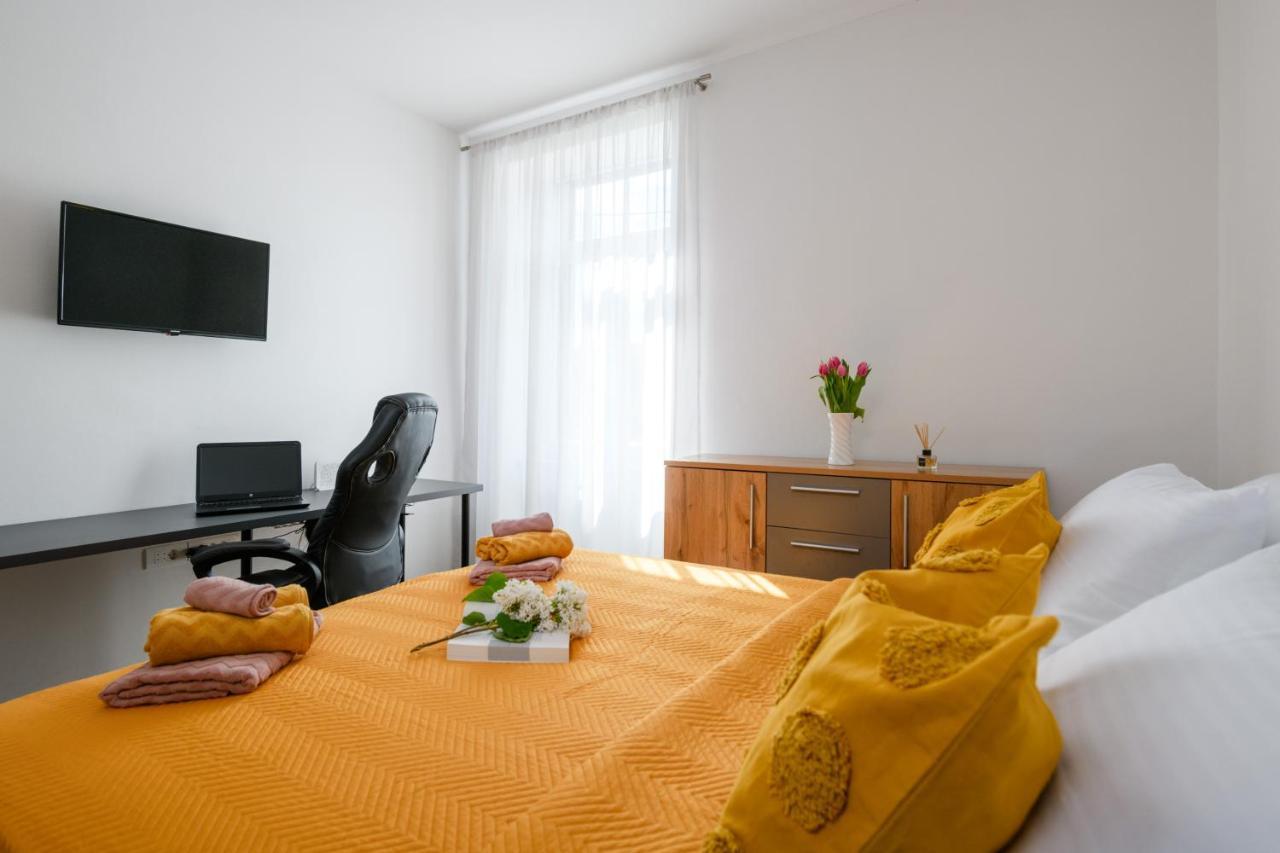 Cosy Klara Pula